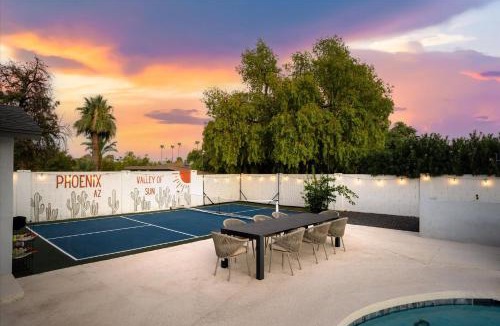 Roadrunner Estates East House | Pickleball Palace FUN Your Unique AZ Getaway