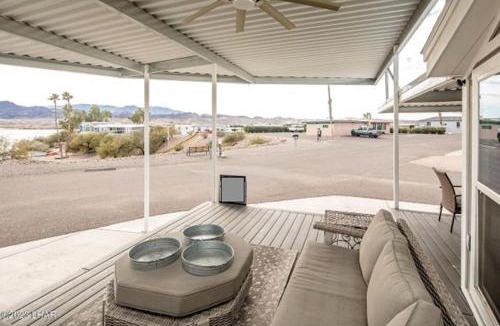 Lake Havasu City House | Picture Perfect at Sam's Beachcomber on the Island
