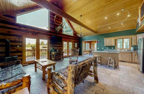 Mercer House | Pine Tree House