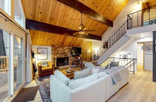 Crestline House | Pinecrest Paradise