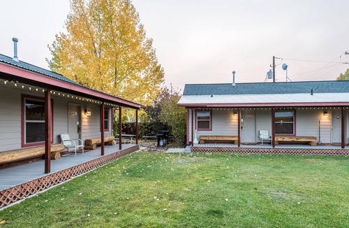 Pinedale Cabin | Pinedale Cozy Cabins
