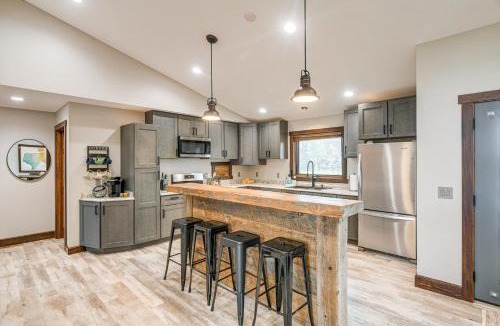 Pinedale House | Pinedale Getaway Near Hiking, Skiing & Lakes!