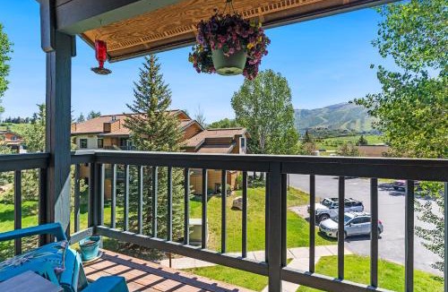 Steamboat Springs House | Pines 302D