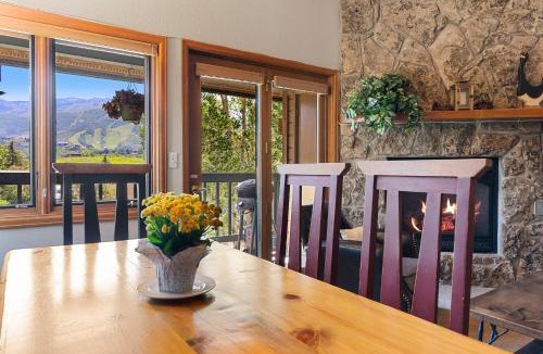 Steamboat Springs House | Pines 302D