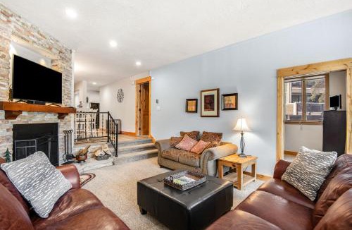 Keystone Apartment | Pines Foxtail 2046