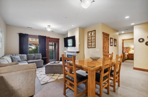 Whitefish House | Pines Unit 240