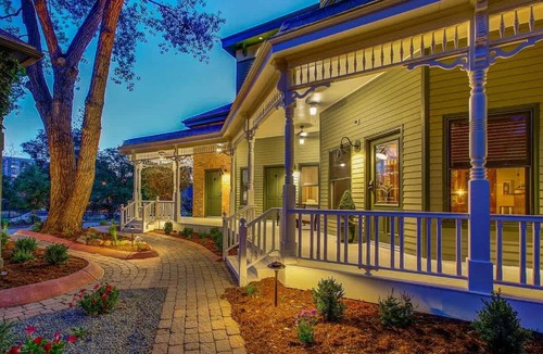 Five Points Hotel | Pinky's Palace - Curtis Park Club - RiNo