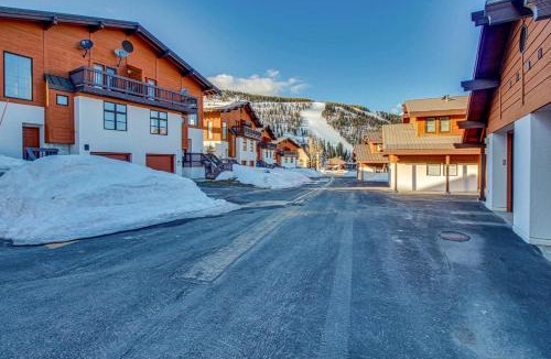 Sandpoint House | Pinnacle Ridge 02