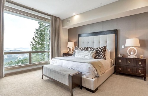 Deer Valley Hotel | Platinum Room Hotel Room