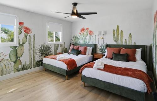 Scottsdale Highlands Estates House | Playful Luxury - Pool, Games & Near Old Town