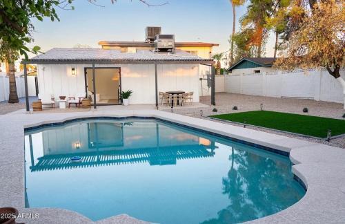 Scottsdale Highlands Estates House | Playful Luxury - Pool, Games & Near Old Town