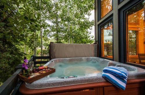 Deer Valley House | PO670 Mountain Crest Retreat