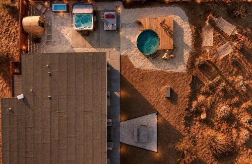 Joshua Tree House | Poco Cielo - Modern Desert Escape with Pool & Sauna