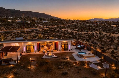 Joshua Tree House | Poco Cielo - Modern Desert Escape with Pool & Sauna