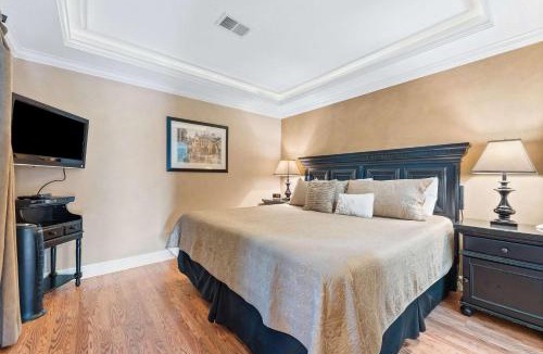 Table Rock House | Pointe Royale Getaway - 'Fore' 4