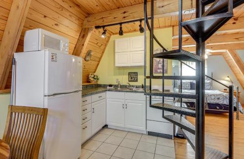 Eureka Springs House | Pond Mountain Springs 'Hawk Cabin,' 4 Mi to Dtwn