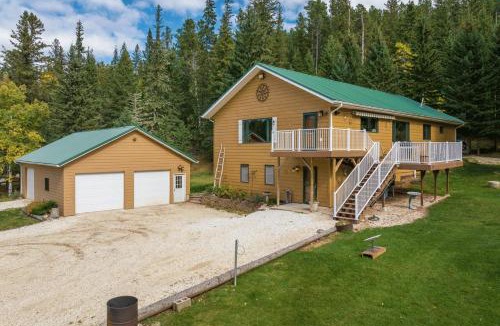 Lead House | Ponderosa Hideaway-ATV, Hiking, Snowmobiling, Hunting & Casino Fun