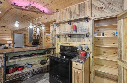 Keystone House | Ponderosa Suite at Ten Stone Lodge