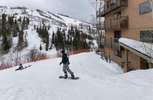 Steamboat Springs House | Pool, Hot Tub, Ski In Ski Out Studio, King Bed