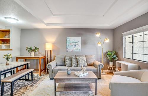 Tucson House | Pool & Hot Tub: Updated Tucson Condo w/Workspace