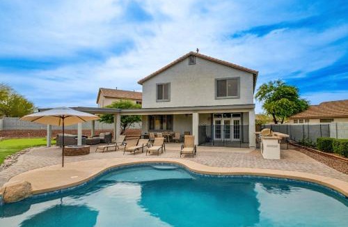 Estrella Mountain Ranch House | Pool, Putting Green, West Valley Family Home