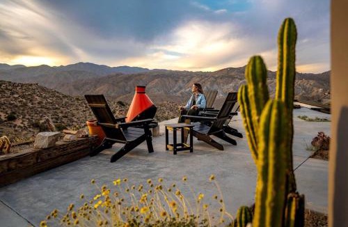 Yucca Valley Apartment | Pool & Spa on 112 Secluded Acres Hawkeye Dome