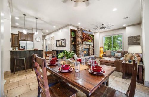 St. George House | Poolside Retreat - Across from pool
