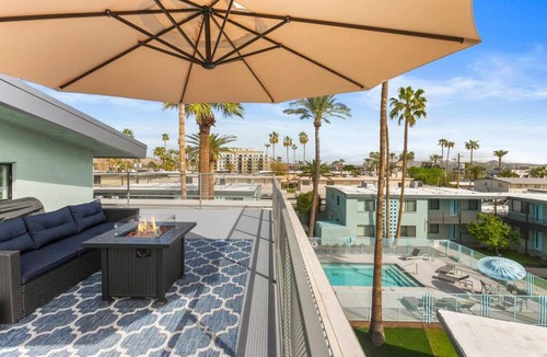 South Scottsdale Apartment | Poolside Studio w Rooftop Deck - Walk to Old Town
