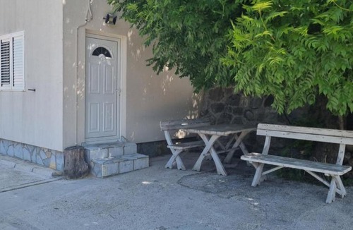 Donje Polje Apartment | Porto Njeguši A1