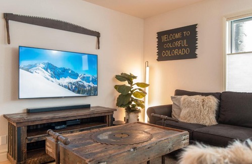 Telluride Apartment | Premier Downtown Telluride Condo - Etta Place Too