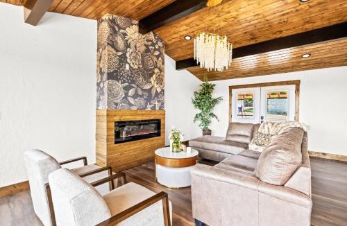 Great Falls House | Premier Montana Retreat | River + Mountain Views | W & R