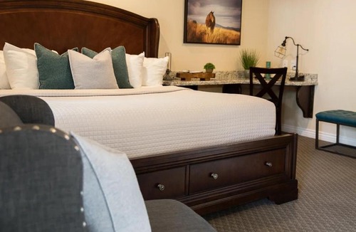 Chino Valley Hotel | Primrose Inn and Suites