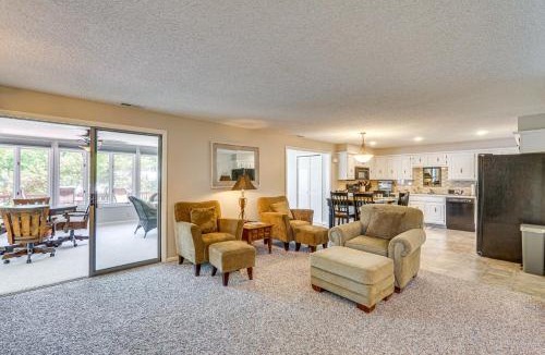 Camdenton House | Private Dock & Deck: Waterfront Camdenton Home!