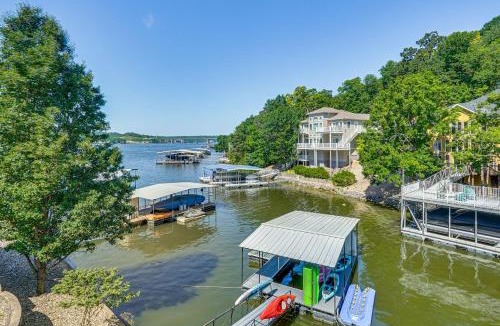 Camdenton House | Private Dock + Fire Pit: Camdenton Retreat!