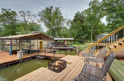 Stover House | Private Dock + Fire Pit: Lake of the Ozarks Home!