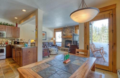 Keystone House | Private Family Friendly 2 Bedroom Townhome Located In East Keystone With Access To Free Shuttle Service