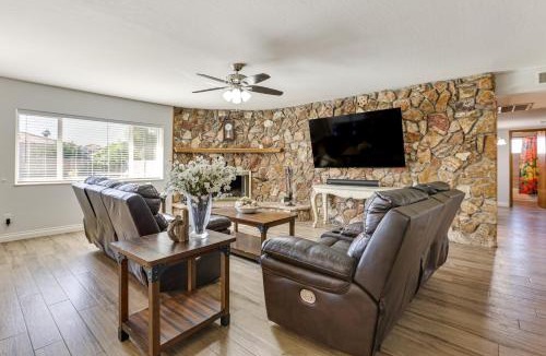 Paradise Valley Village House | Private Hot Tub & Huge Yard: Phoenix Family Home