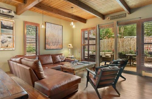 Eagle-Vail House | Private Hot Tub, Pet Friendly, Beds for any group dynamic
