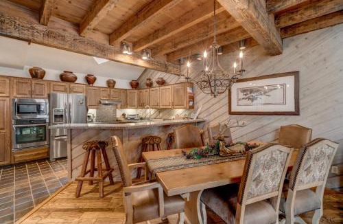 Steamboat Springs House | Private Hot Tub with Mountain Views, Pet Friendly, Quick Walk to Ski Area Base