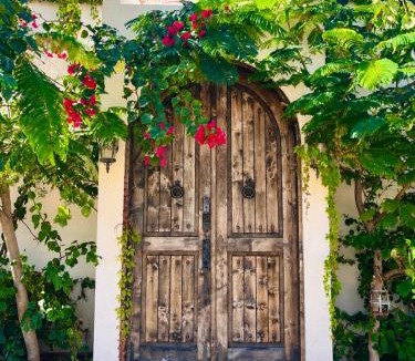 Cerritos House | Private House, 1-Min Walk to Beach, Ocean Views