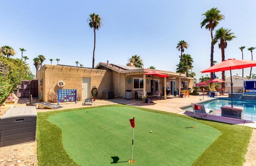 Vista Norte House | Private Pool & Putting Green: Palm Springs Home!