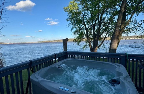 Lynn Center House | Private Riverfront Escape with Hot Tub, Fire Pit & Wildlife Views