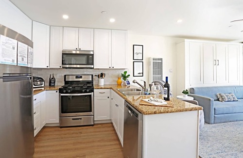 San Clemente Apartment | Private Studio with Balcony and Easy Walk to Beach