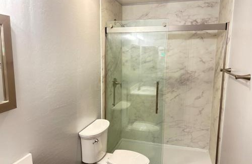 Laveen Village House | Private Suite Airport Tesla Charger