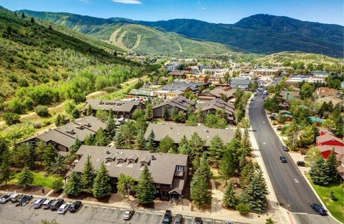 North Park City Hotel | Prospector Studio Getaway