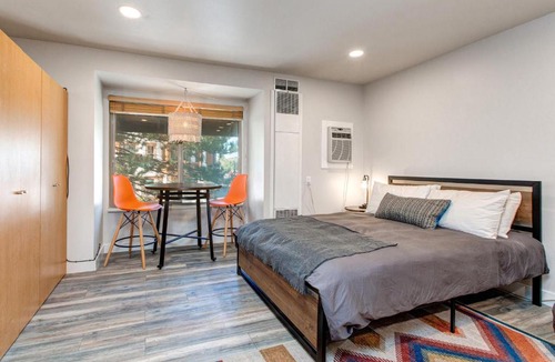 North Park City Hotel | Prospector Studio Getaway