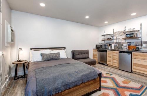 North Park City Hotel | Prospector Studio Getaway