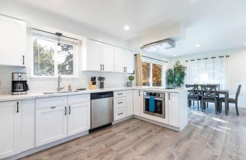 Cottonwood Heights House | Prvt Hot Tub Close to Resorts