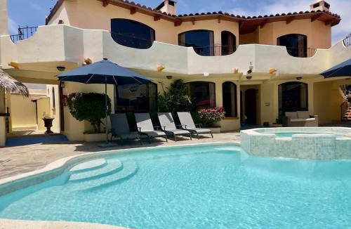 Playas de Rosarito Apartment | Puerto Nuevo Surf Villa Margarita 2BR with pool