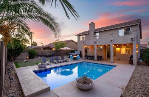 Chandler House | Putt Putt Hot Tub Game Room Pool Cornhole